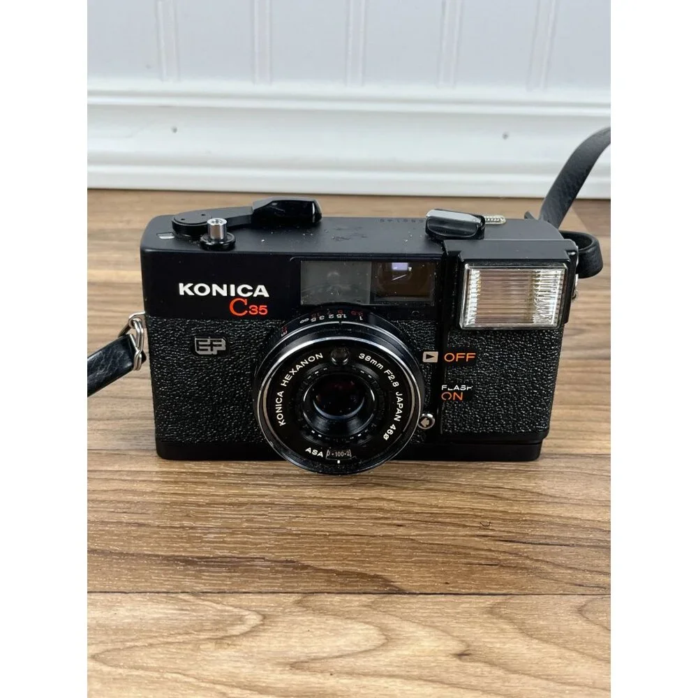 Konica C35 EF Film Camera w/HEXANON 38mm F2.8 Lens Cap & Case PARTS/REPAIR